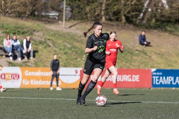 Bild 73 - wBJ Eimsbuettler TV - VfL Wolfsburg : Ergebnis: 1:3